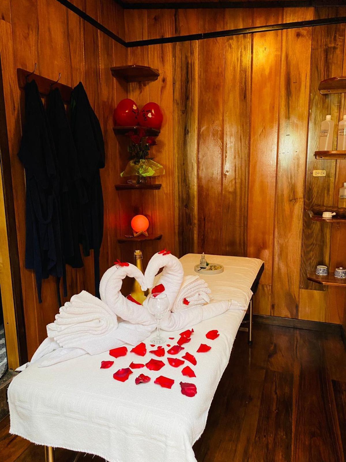 Guayabo Hostal Миндо Экстерьер фото