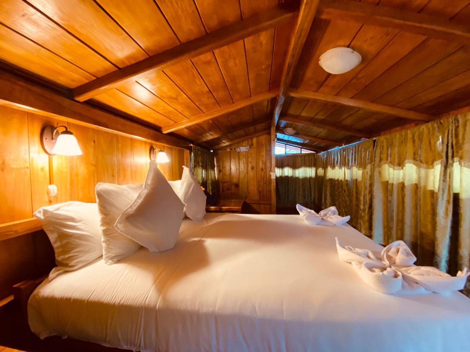 Guayabo Hostal Миндо Экстерьер фото